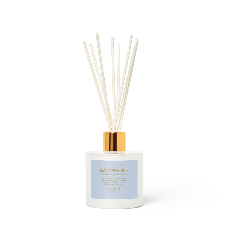 Daydreamer - Persona Collection (White & Gold) - 3.4fl oz/100ml Glass Reed Diffuser - Key Notes: Neroli Flower, White Tea, Driftwood
